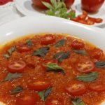 Caldo de Tomate e Manjericão saúde o caminho